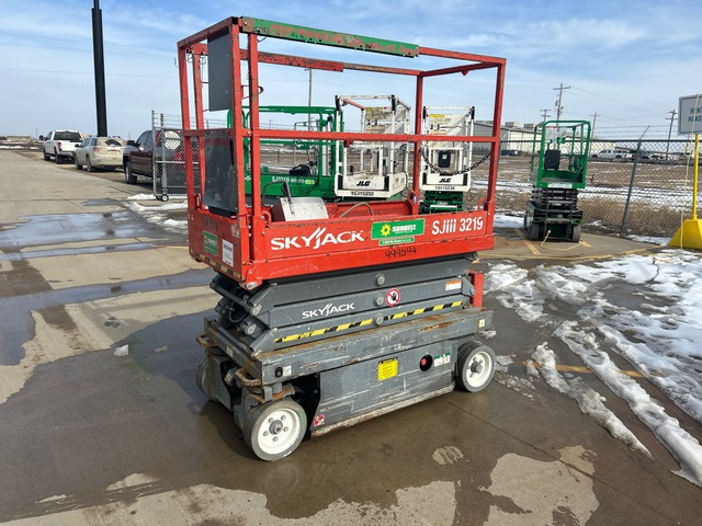2015 Skyjack SJIII 3219 Electric Scissor Lift