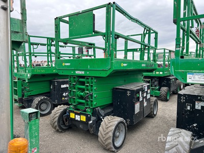 2015 Genie GS4069DC 4x4 Electric シザーリフト