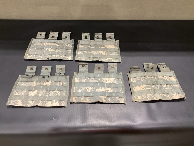 (276) M4 Three Mag Pouches