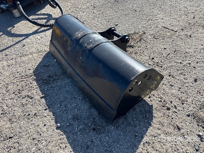 Cat 46 in Cleanup Łyżka do koparki - Fits Cat 303.5