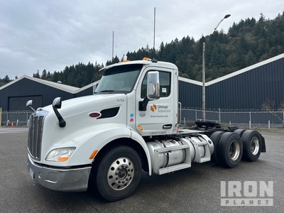2016 Peterbilt 579 6x4 T/A Day Cab Truck Tractor