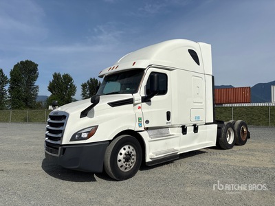 2020 Freightliner Cascadia 126 6x4 T/A Sleeper Truck Tractor