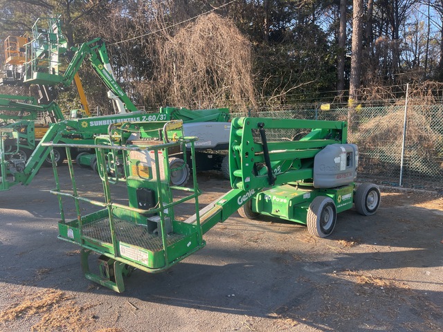 2017 Genie Z-45/25 2WD Electric Articulating Boom Lift