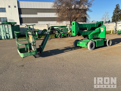 2017 JLG E400AJPN 2WD Electric رافعة بذراع