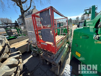 2015 Skyjack SJIII-3219 Electric Scissor Lift (Inoperable)