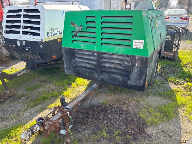 2016 Sullivan D185PDZSB 185 cfm Mobile Air Compressor