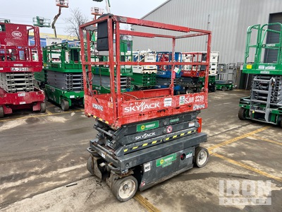 2016 Skyjack SJIII-3219 Electric Scissor Lift