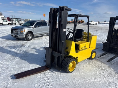 Hyster 120 Pneumatic Tire رافعة شوكية
