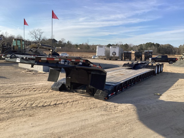 2009 Load King Tri/A Lowboy Trailer