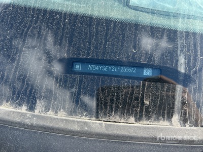 2020 Chevrolet Silverado 3500HD 4x2 Flatbed Truck