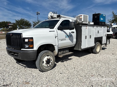 2022 Chevrolet Silverado 5500 HD 4x4 Service Truck