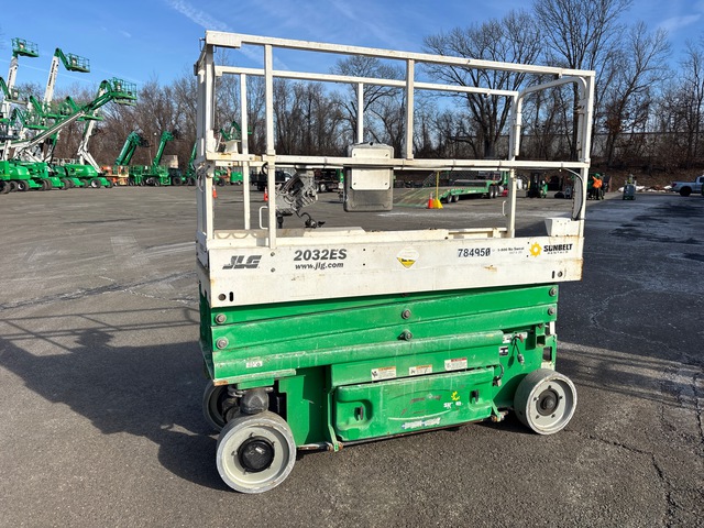 2015 JLG 2032ES Electric Scissor Lift