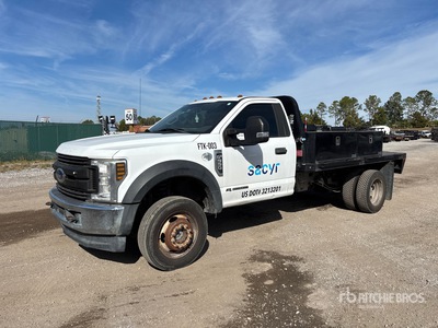 2019 Ford F-550 XL 4x4 Flatbed Truck