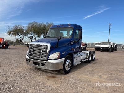 2015 Freightliner Cascadia 125 6x4 Cabeza Tractora Cabina Corta