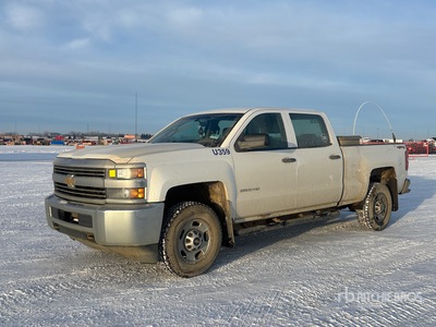 2017 Chevrolet Silverado 2500 HD 4x4 Crew Cab Pickup
