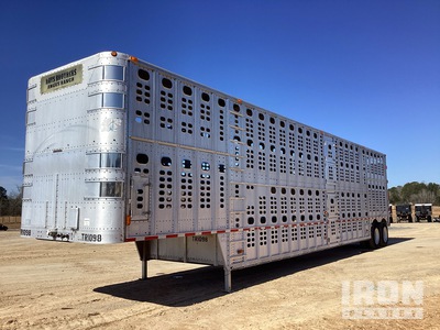 2006 Wilson PSDCL-402 50 ft T/A Livestock Trailer