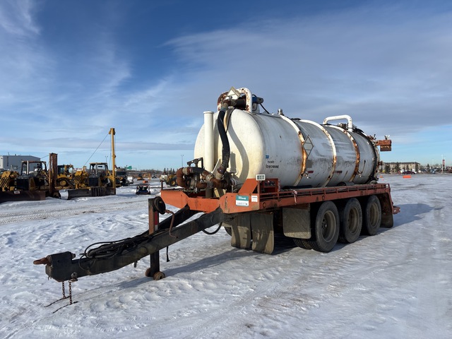 2004 Rebel 15593 L Tri/A Pup Tanker Trailer