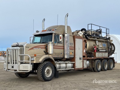 2008 Custom Vac on 2008 Western Star 4900 8x6 Sleeper شاحنة شفط و حفر