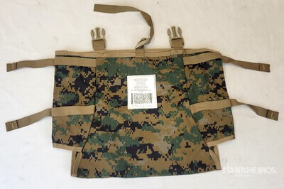 (200) USMC MARPAT Radio Carriers