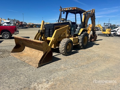 2005 Cat 446D 4x4 لودر خلفي