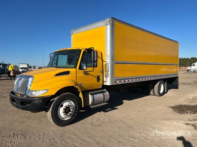 2019 International 4300 4x2 Furgonetka
