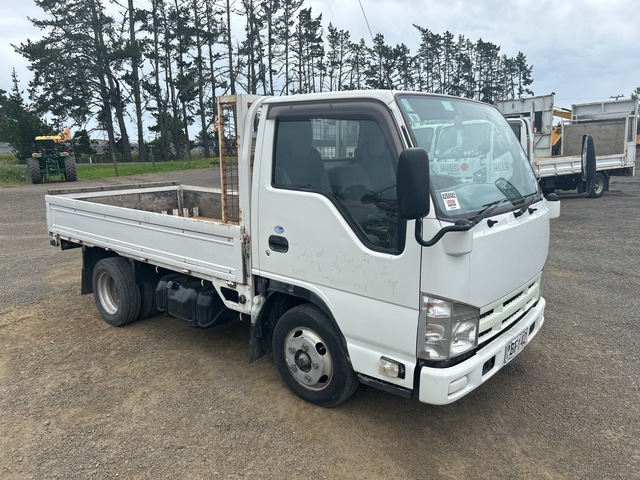 2015 Isuzu ELF NHR 85 4x2 Table Top Truck