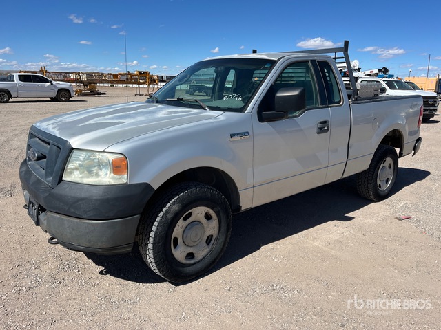 2005 Ford F-150 2005 Ford F-150 Xl 4X4 Pickup