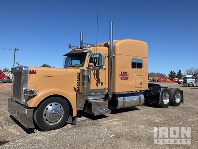 2005 Peterbilt 379 6x4 T/A Sleeper Truck Tractor