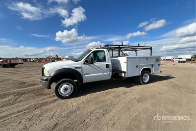 2006 Ford F-450 XL 4x2 Camión Utilitario