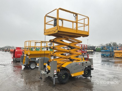 2015 Haulotte Compact12DX 4x4 Diesel Scissor Lift