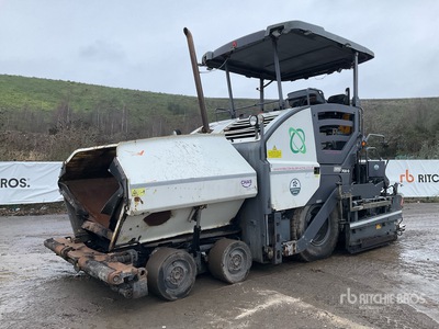 2018 Ammann AFW 700-3 を見 Paver