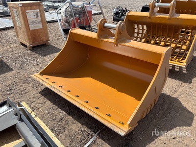 2026 Warrior WBMCC12-1550 65 in Cleanup Excavator Bucket - Fits Cat 312 / 12 - 14 ton (Unused)