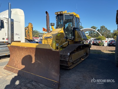2015 Komatsu D61EX1-23 Tractor de cadenas