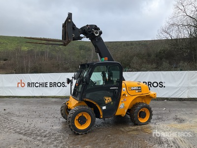 2022 JCB 520-40 Telehandler