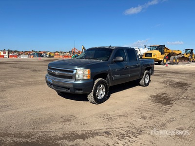 2008 Chevrolet Silverado 1500 4x4 Crew Cab Pickup