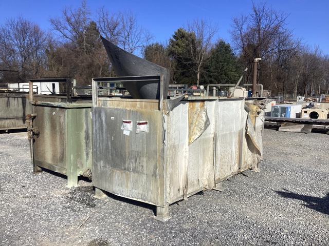 (2) Assorted Storage Tanks (2) Assorted Storage Tanks