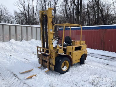 Allis Chalmers MHE 183 Forklift