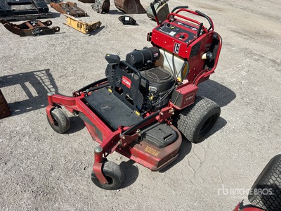 2022 Toro Grandstand Zero-Turn جزازة العشب