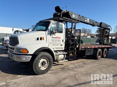 2005 Hiab 335K-4 8300 lb Articulated Boom on 2005 Sterling L9500 6x4 شاحنة مسطحة مع رافعة