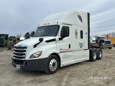 2019 Freightliner Cascadia 126 6x4 T/A Sleeper Truck Tractor
