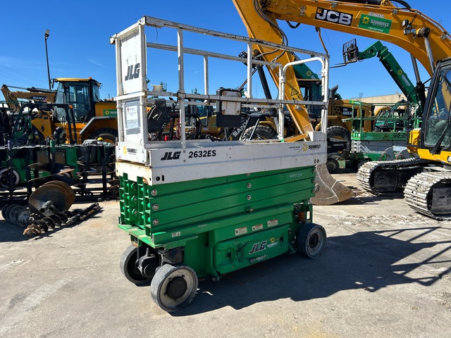 2017 JLG 2632ES Electric Scissor Lift (Inoperable)