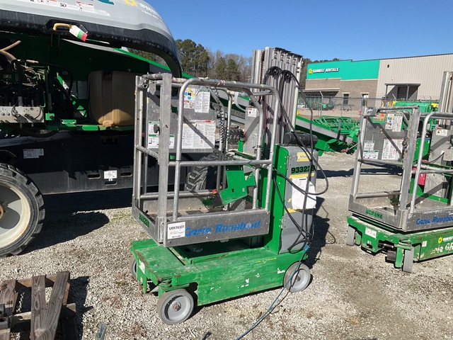 2016 Genie GR-20 Vertical Mast Lift