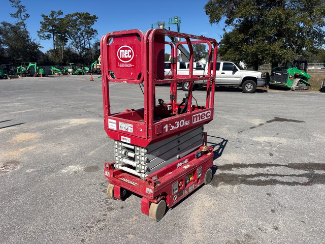2018 MEC 1330SE Electric Scissor Lift (Inoperable)