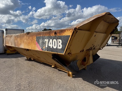 Cat Articulated Dump Truck جسم - Fits Cat 740B