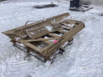 (2) 8722222 Vehicle Boarding Ladders