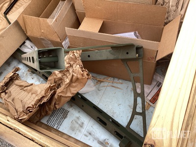 Oshkosh 57K8846 Spare Tire Retainer