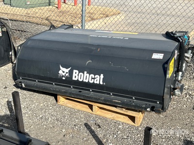 Bobcat SWB72 72 in Skid Steer Sweeper
