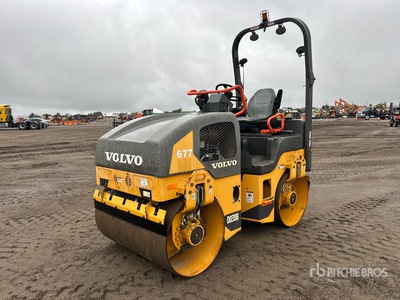 2019 Volvo DD30B Double Drum Roller