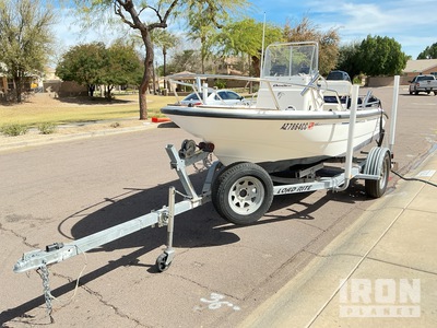 1999 Boston Whaler Fishing Boat w/ Load Rite Trailer