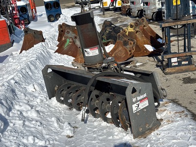 2018 Bobcat SB200 72 in Kompaktlader-Schneefräse